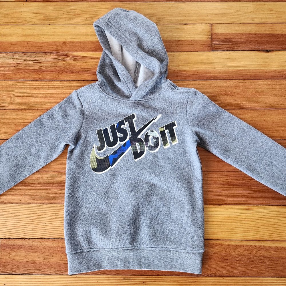 Nike Pullover Hoodie